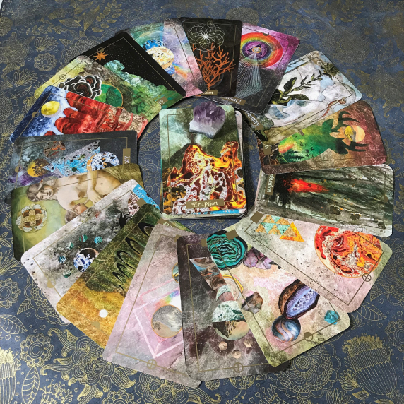 Oracle card deck